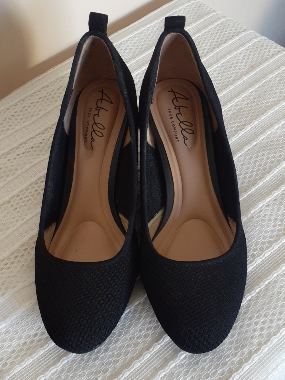 Abella True Comfort Black Knit Slip-On Wedge Pumps Sz 6.5